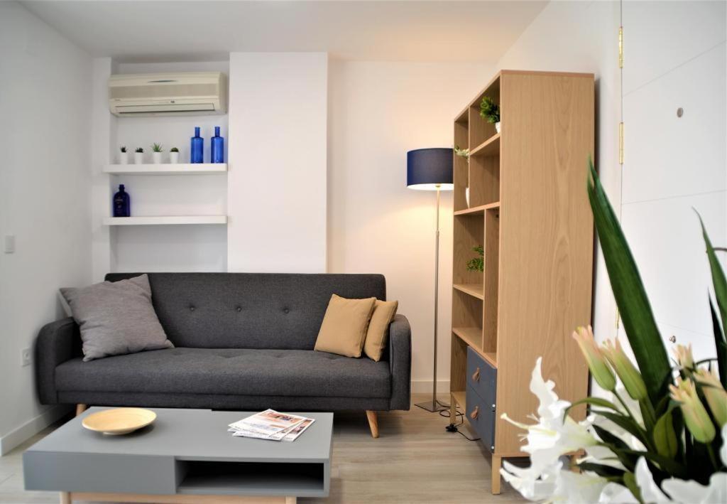 Atico Reformado A 50 Metros De La Playa Apartamento