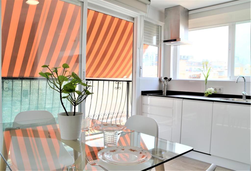 Apartamento Atico Reformado A 50 Metros De La Playa Benidorm