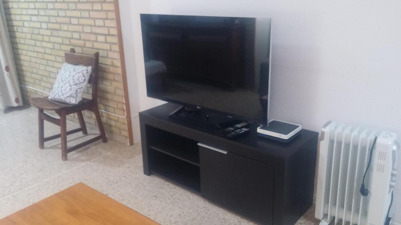 Apartamento En La Playa,parking Privado Wifi