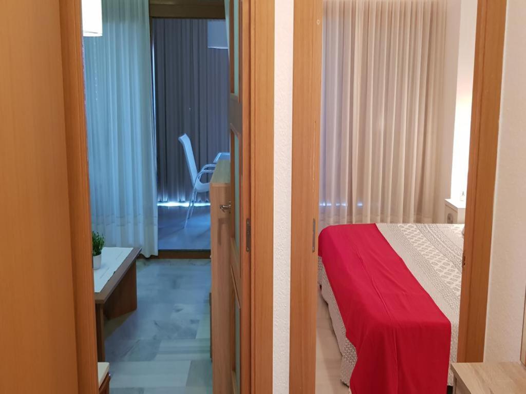 1ªlinea 4-5 Pax Wifi-benidorm1hab Y 2 Sofas, Aire, Playa Levante Cachirulo Apartamento *