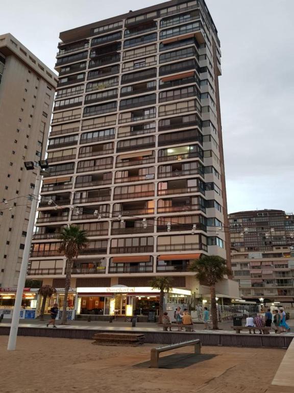 1ªlinea 4-5 Pax Wifi-benidorm1hab Y 2 Sofas, Aire, Playa Levante Cachirulo * Benidorm