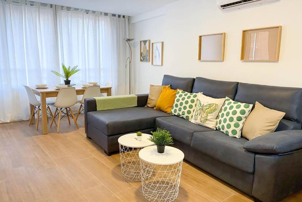 Moderno Apartamento Céntrico Con Piscina