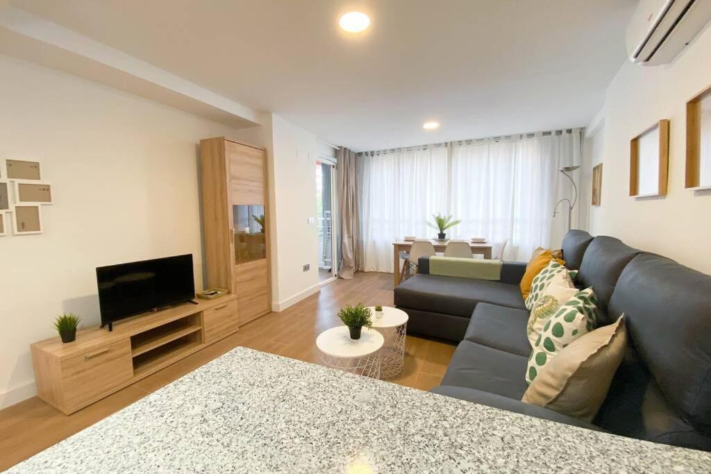 Moderno Apartamento Céntrico Con Piscina