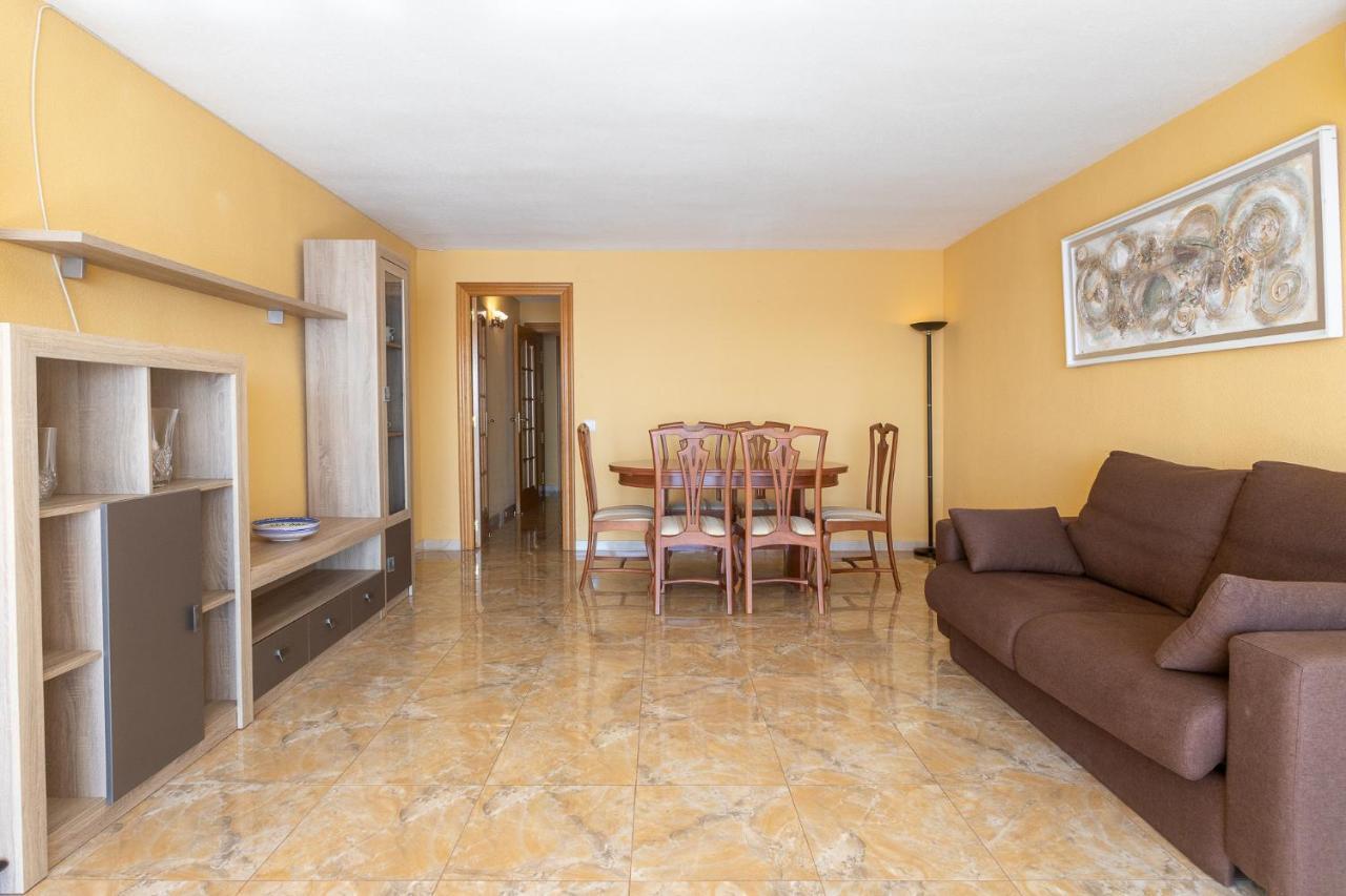 Las Palmeras 15d Apartamento