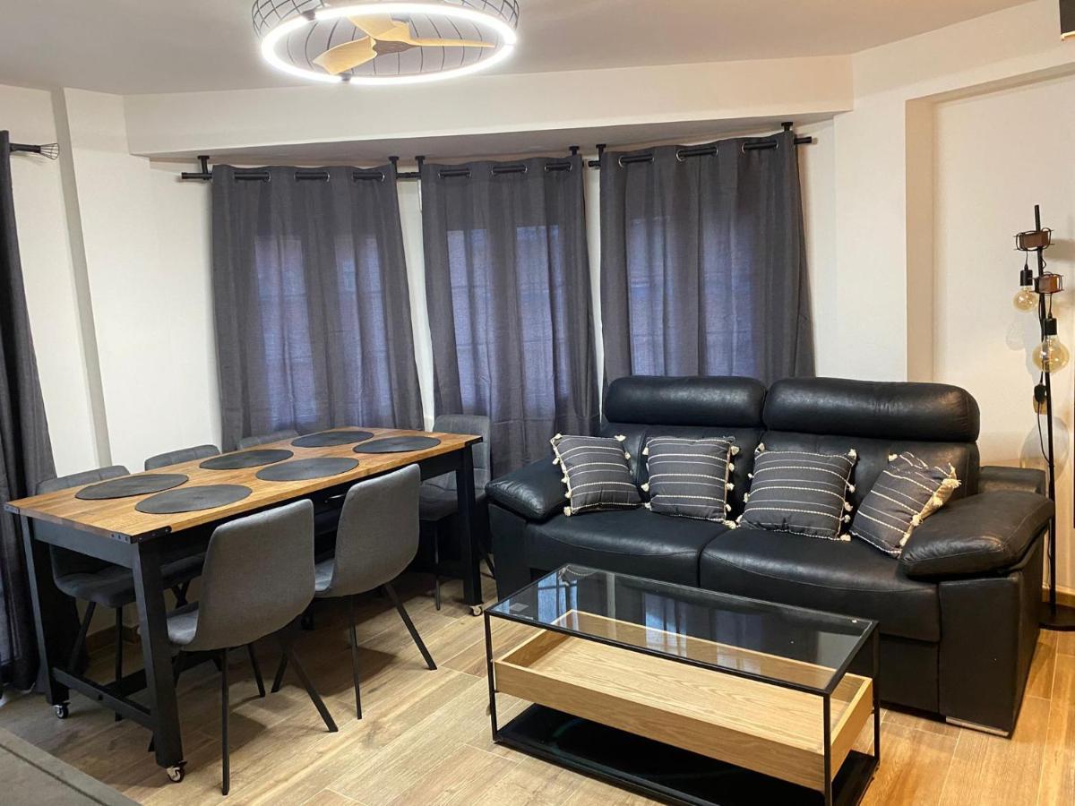 Solymar Poniente Recién Reformado A 3 Min De Playa Poniente Y Del Centro Parking Opcional Apartamento