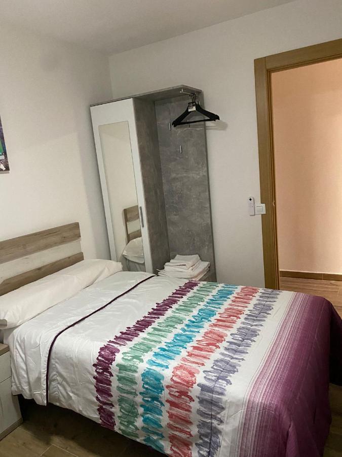 Solymar Poniente Recién Reformado A 3 Min De Playa Poniente Y Del Centro Parking Opcional Apartamento