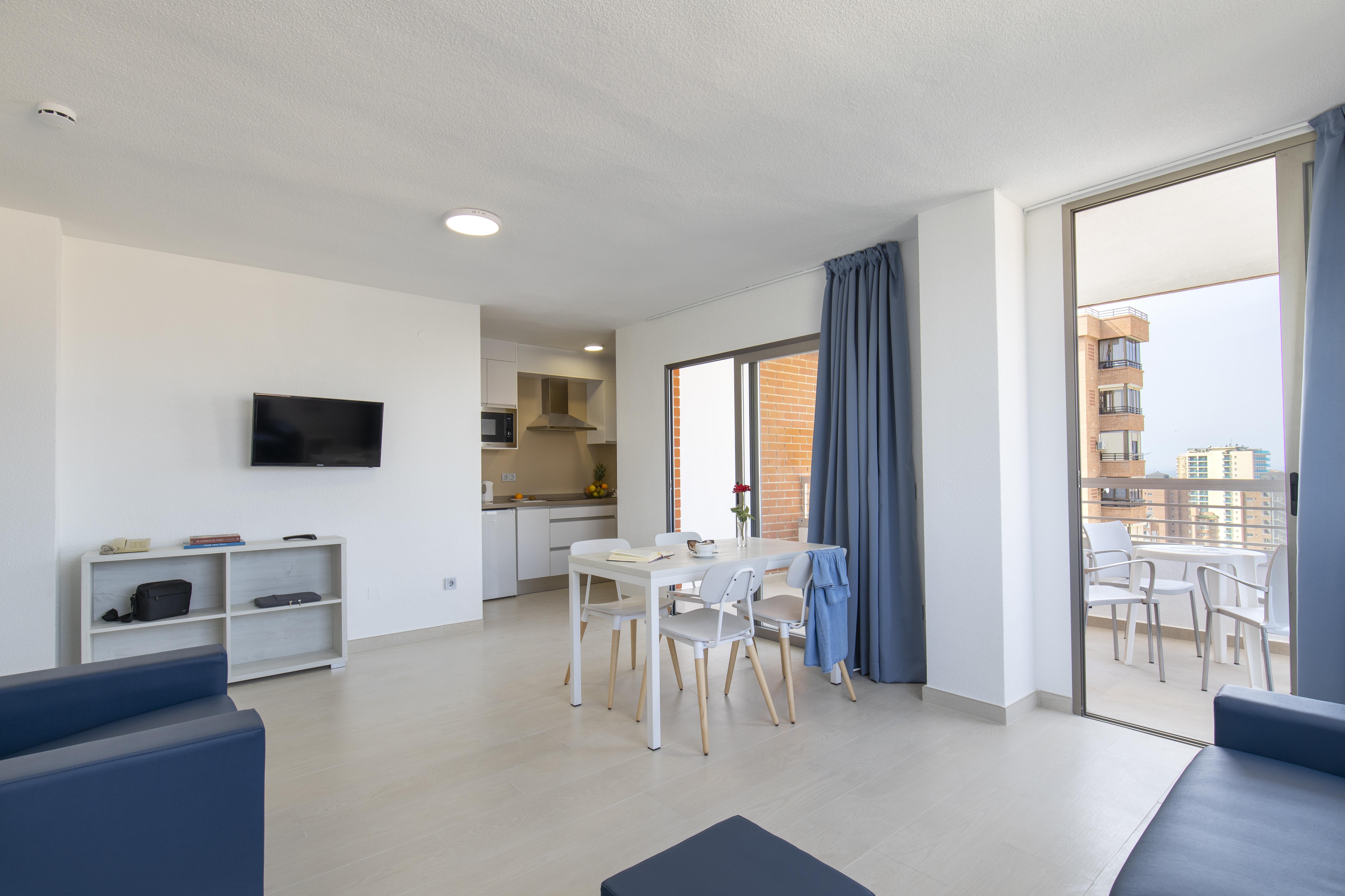 Apartahotel Bcl Levante Lux 3*