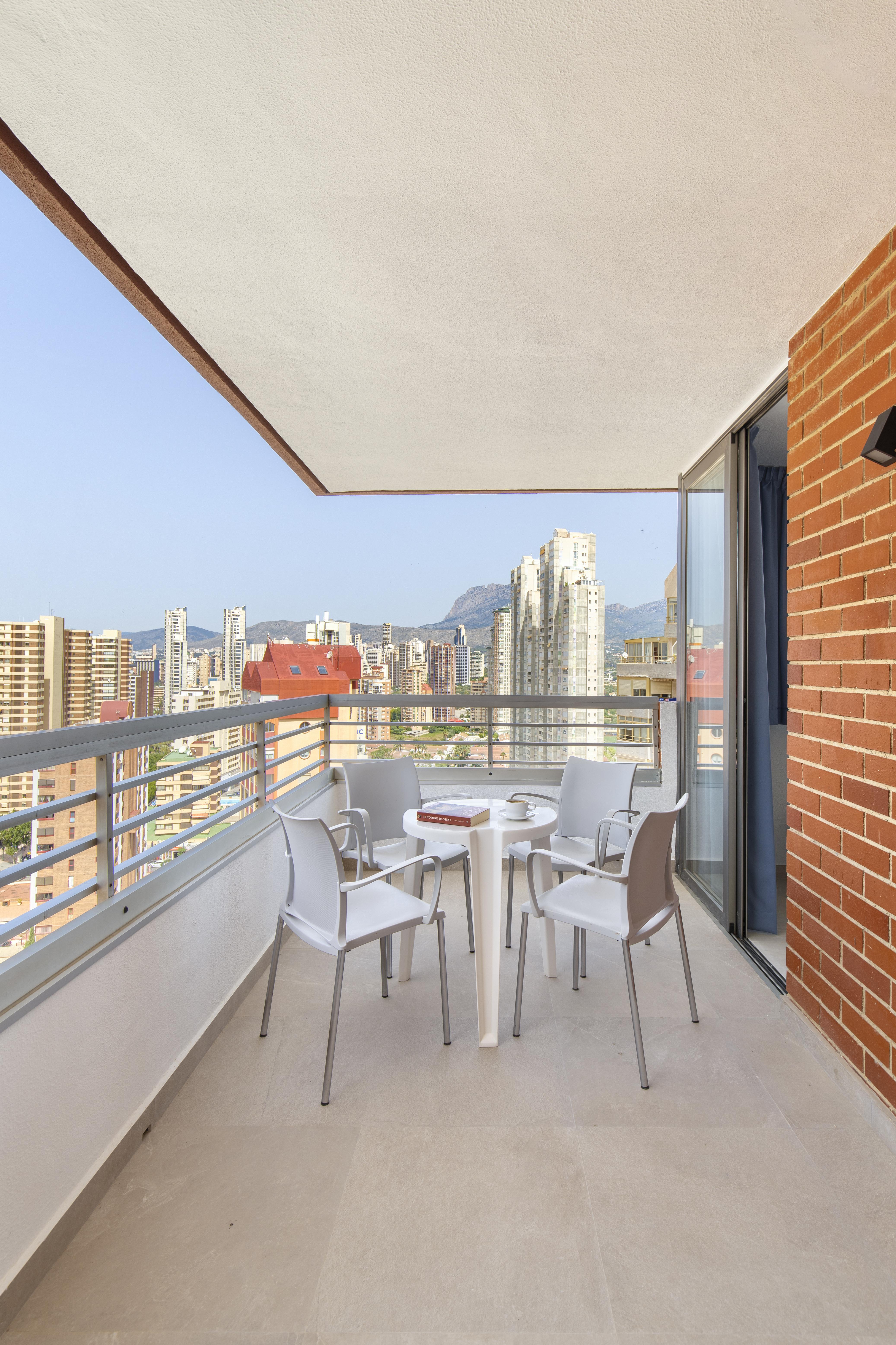 Apartahotel Bcl Levante Lux Benidorm
