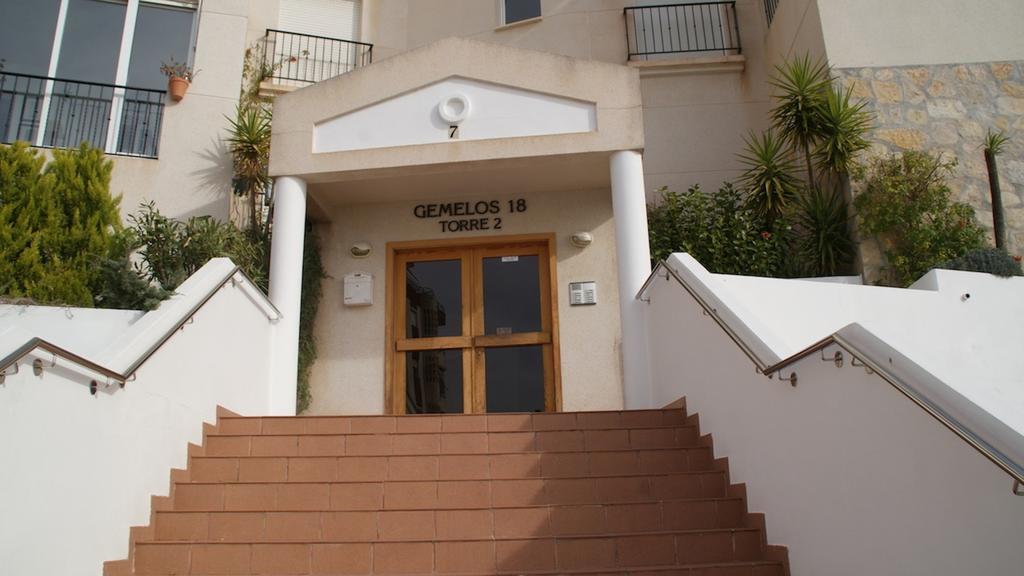 Albenimar Gemelos 18