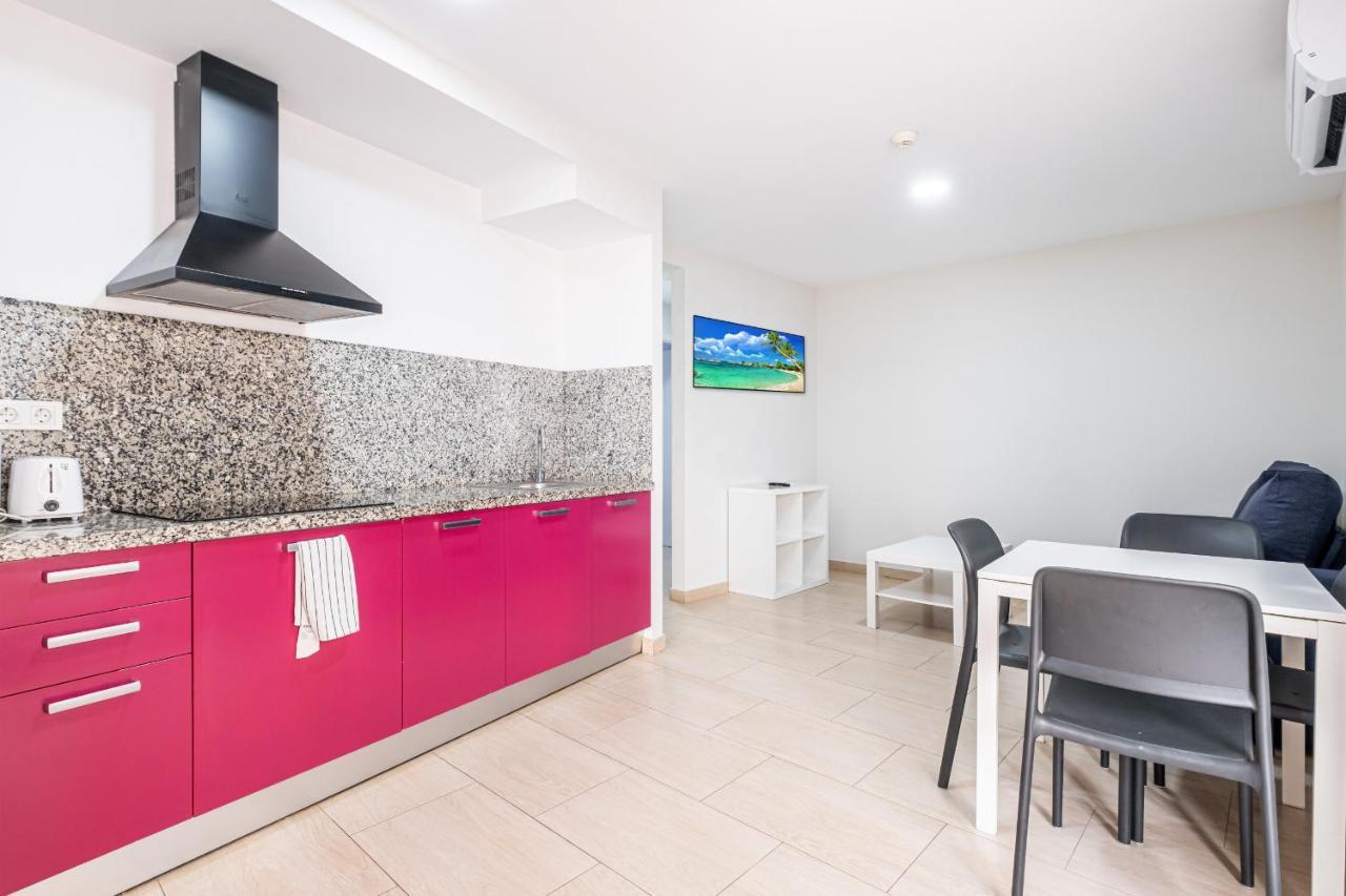 Apartahotel La Rosita Old Town