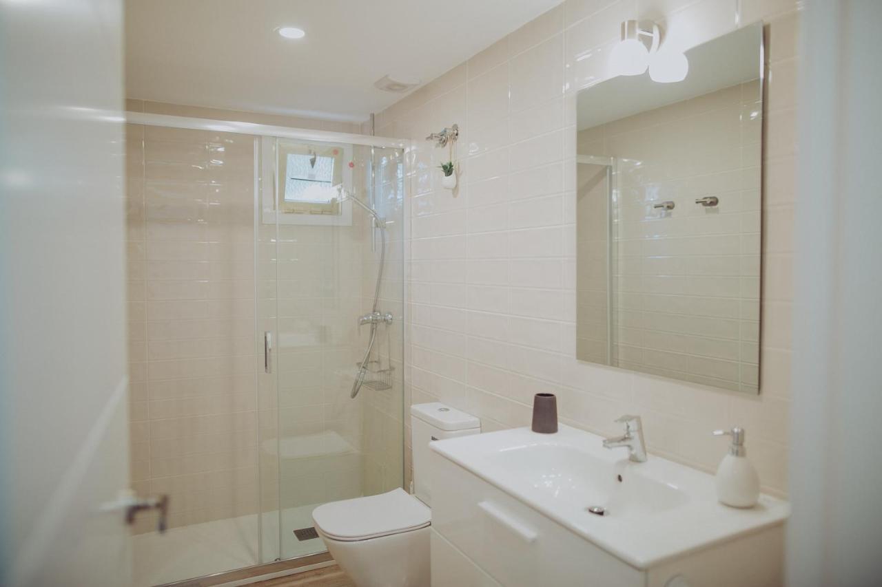 Bonito Con Piscina. Apartamento *