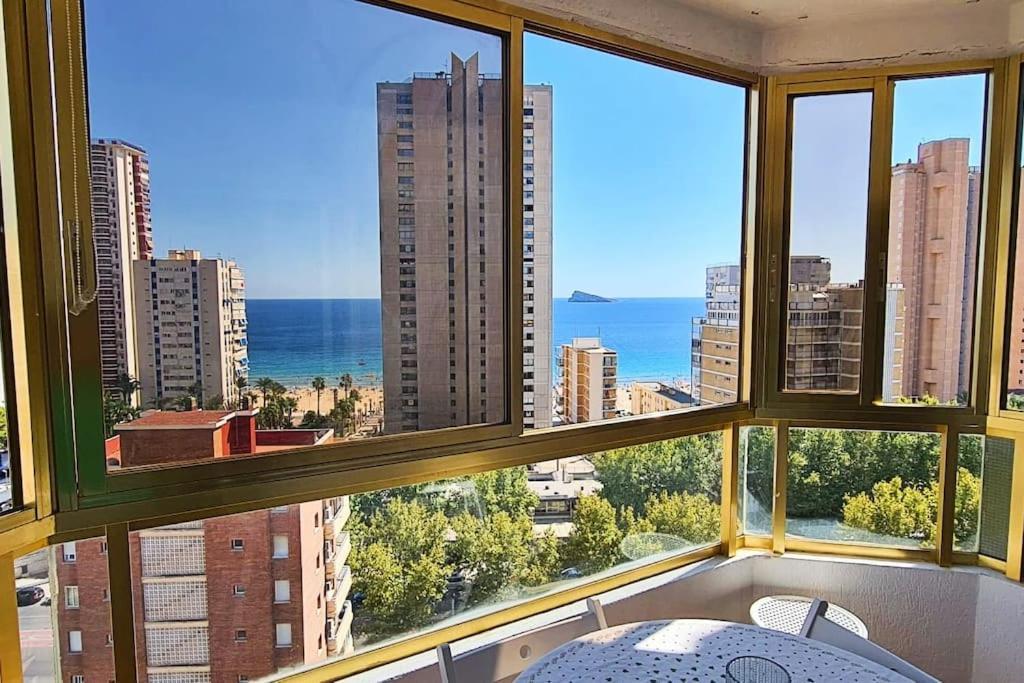 Gerona On The Strip With Pool & Parking Apartamento *