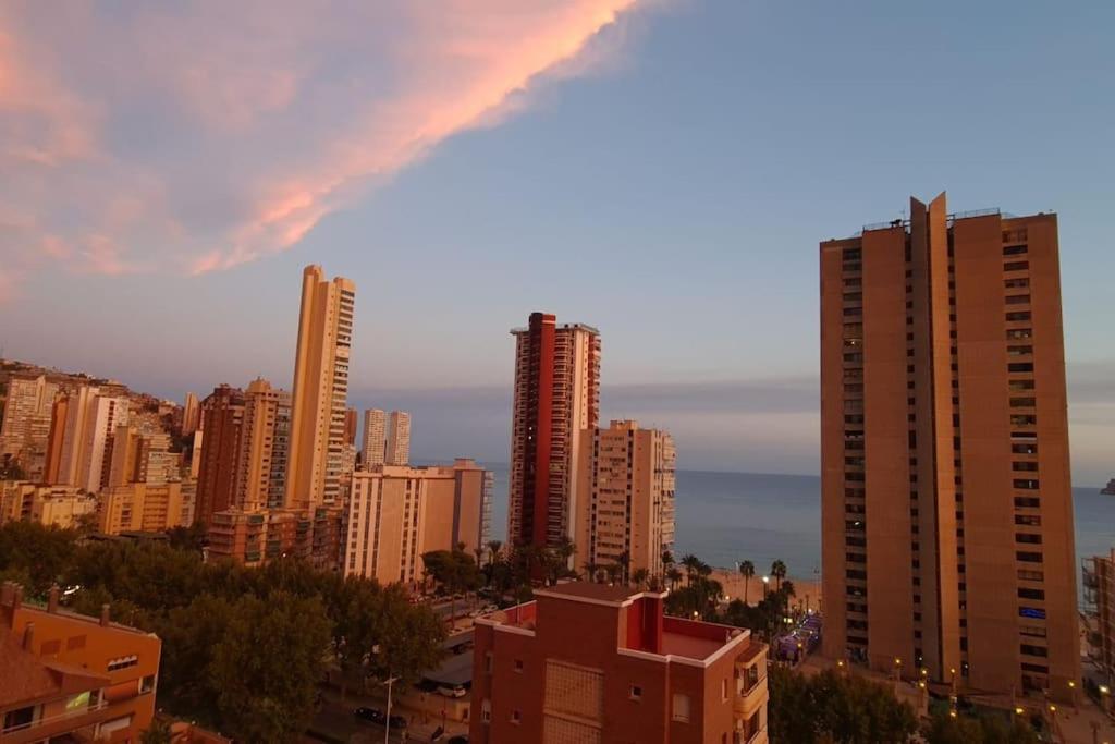 Gerona On The Strip With Pool & Parking Apartamento Benidorm