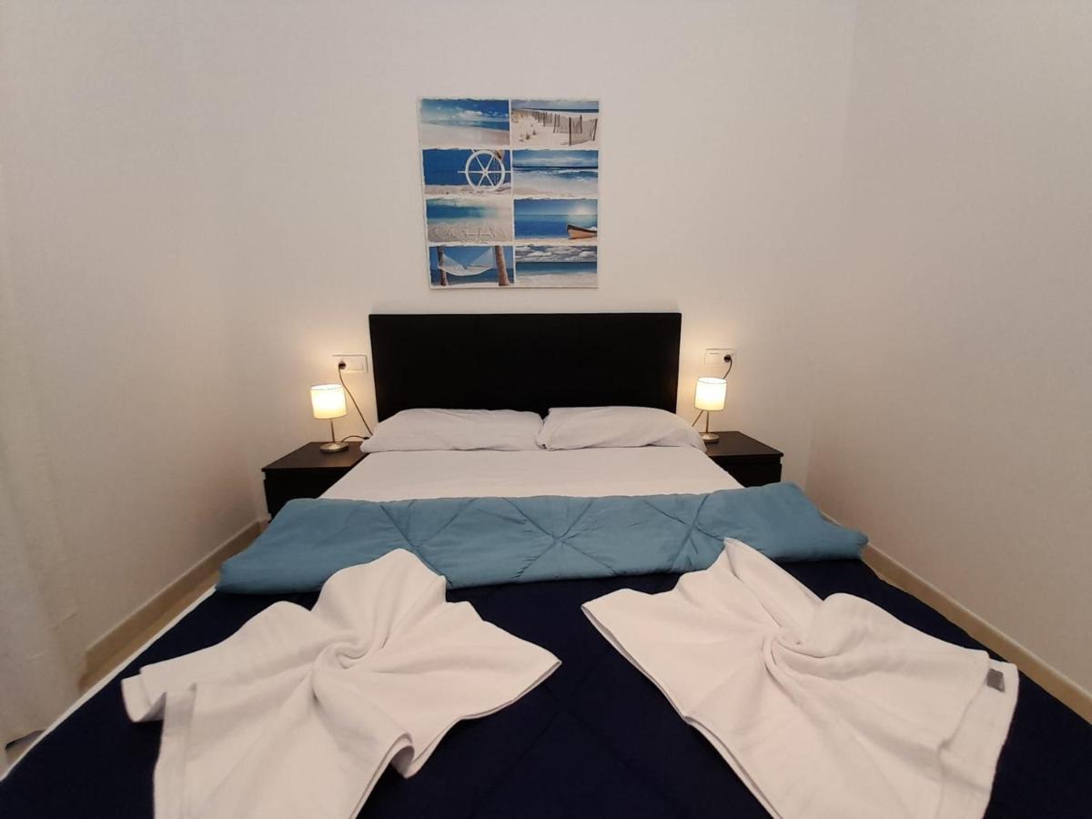 Center Playa Poniente Apartamento *