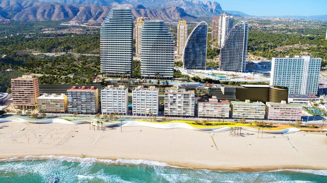Sanset Waves Excellent In Benidorm