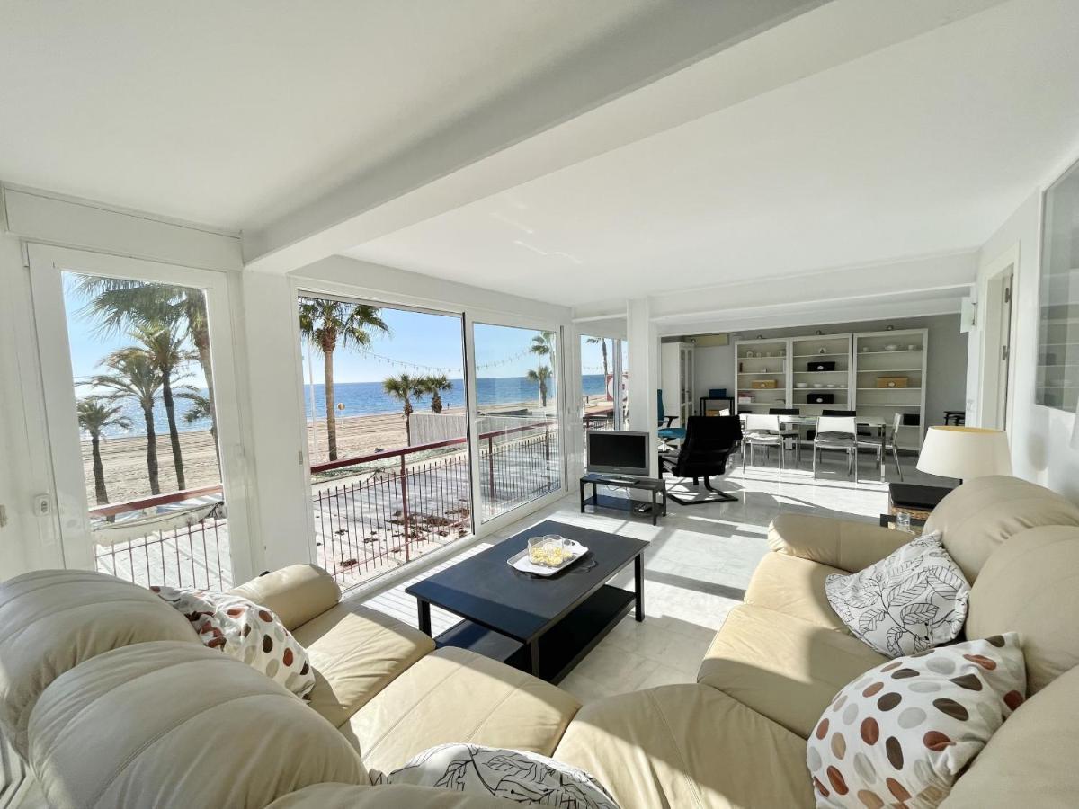 Iberia Seafront Apartamento *