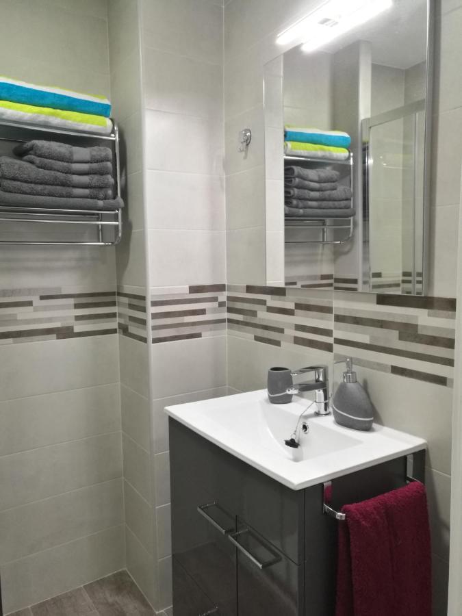 Apartamento Estudio-atico En Casco Antiguo *