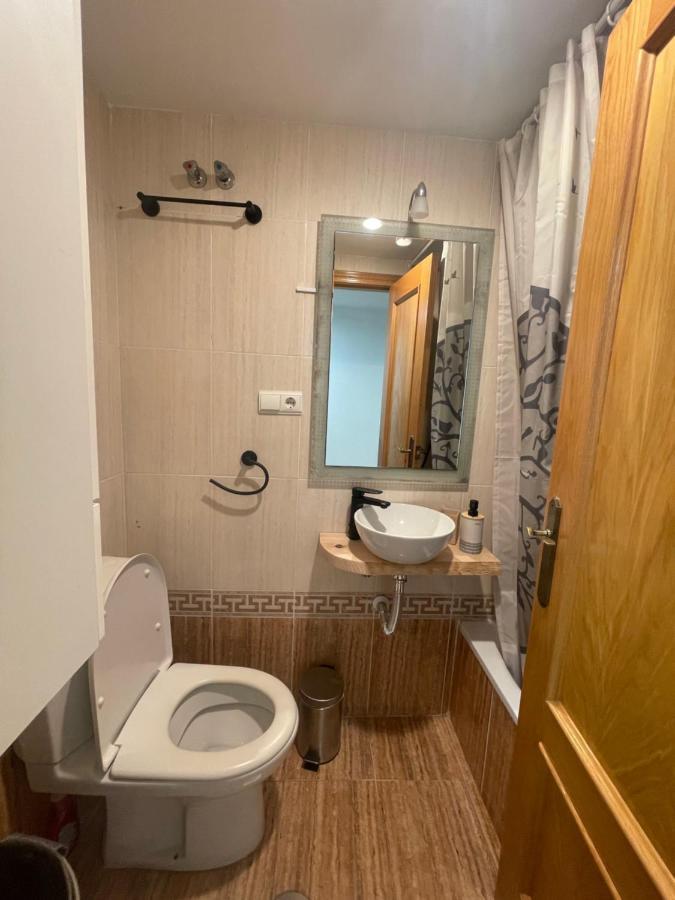 Traveler's With Sea View, Free Coffee & Parking * Benidorm