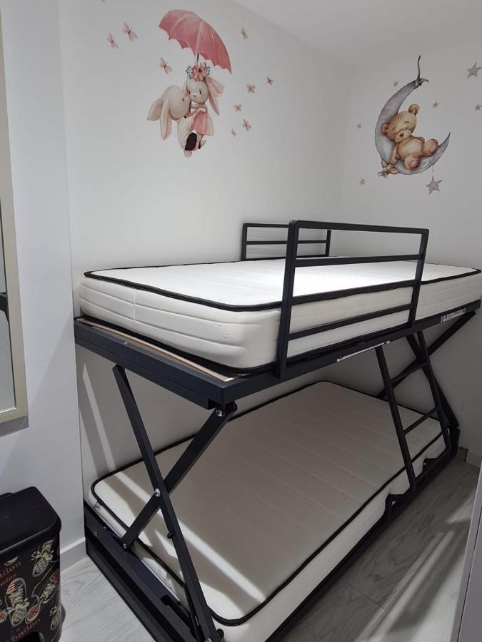 Apartamento Acacias Iv -5 *