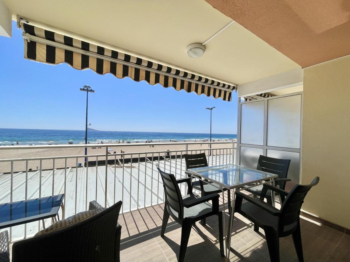 Azor Sea Front Poniente Apartamento