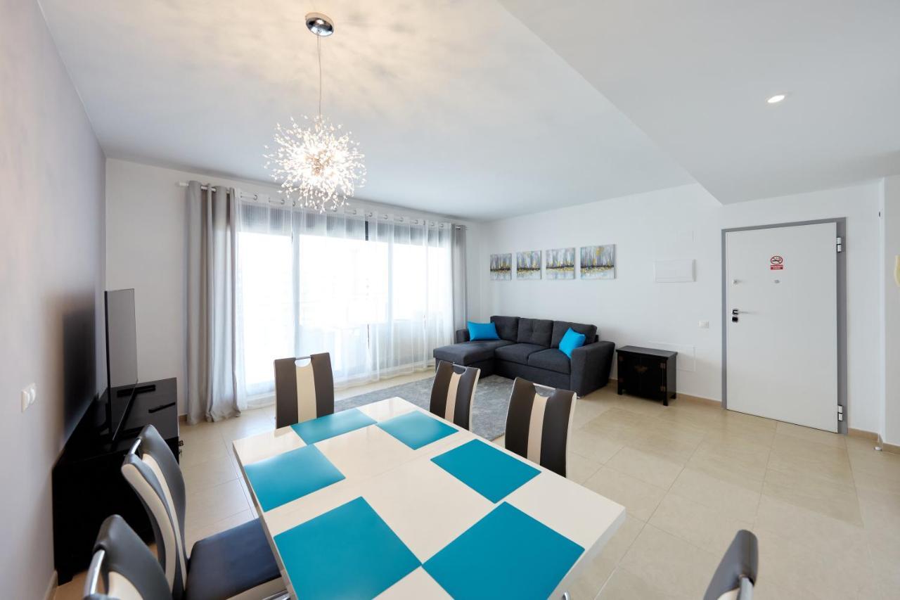 Apartamento Luxurious Newly Renovated 2 Bedroom By The