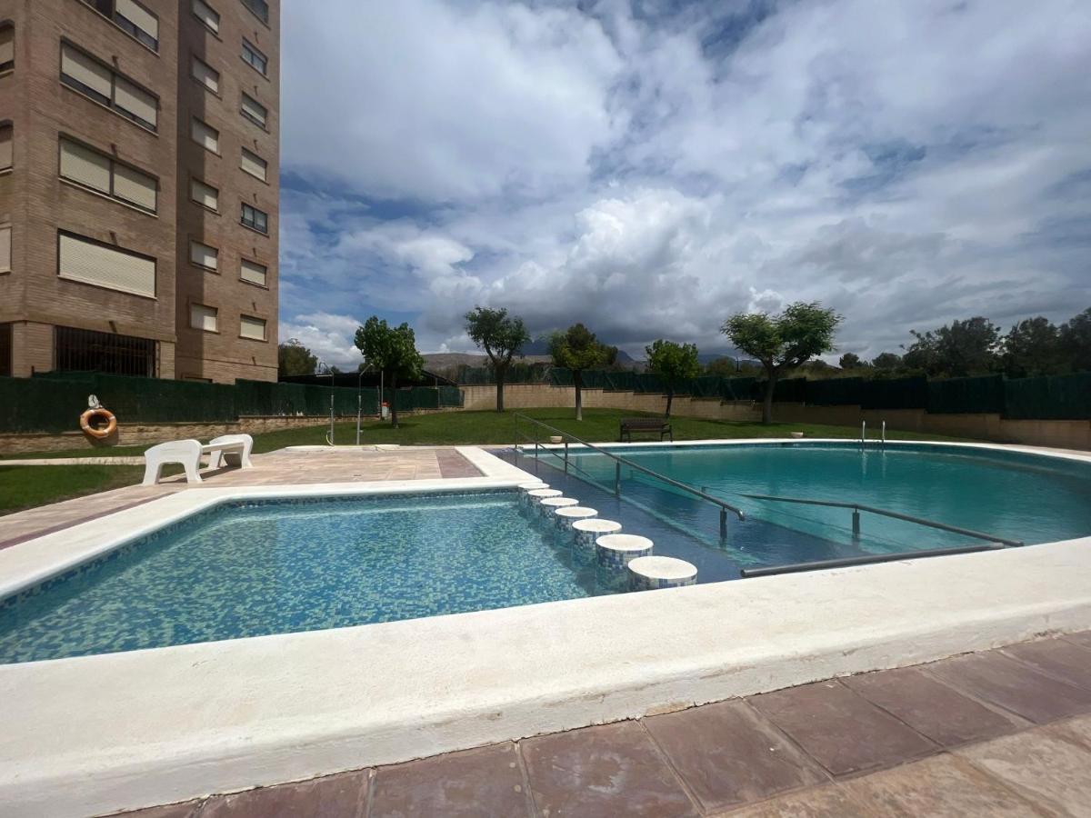 Puerto En Cala De Apartamento