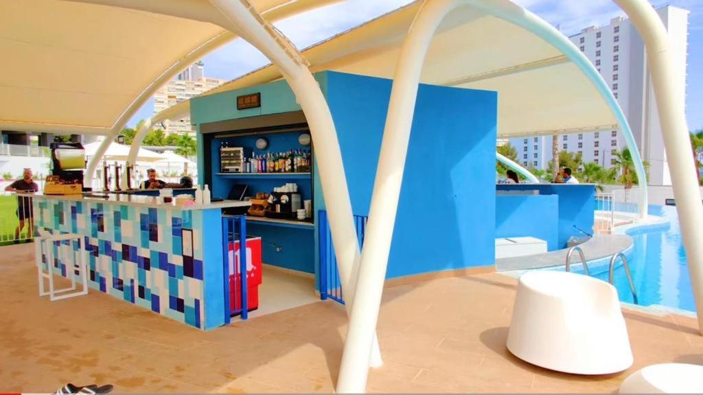 Sunset Waves Holidays Apartamento *