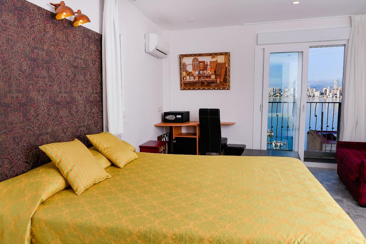 Hotel Nr Mirador Del Castillo 3*