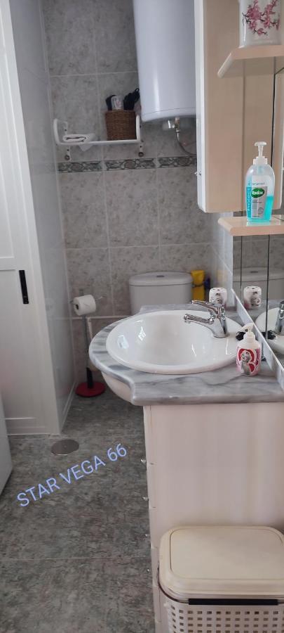 Star Vega 66 Apartamento *