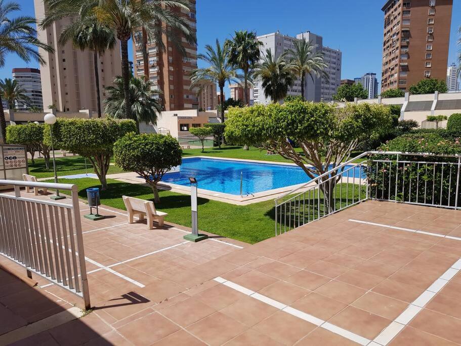 Apto En Gemelos 20 Piscina Y Parking Playa Levante Apartamento Benidorm