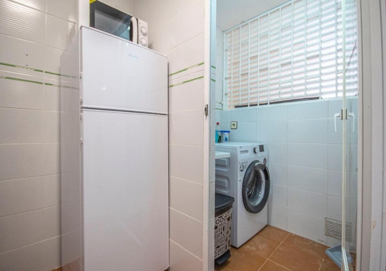 Apartamento Piso Con Vista En Torre Domo 16 Playa Levante *