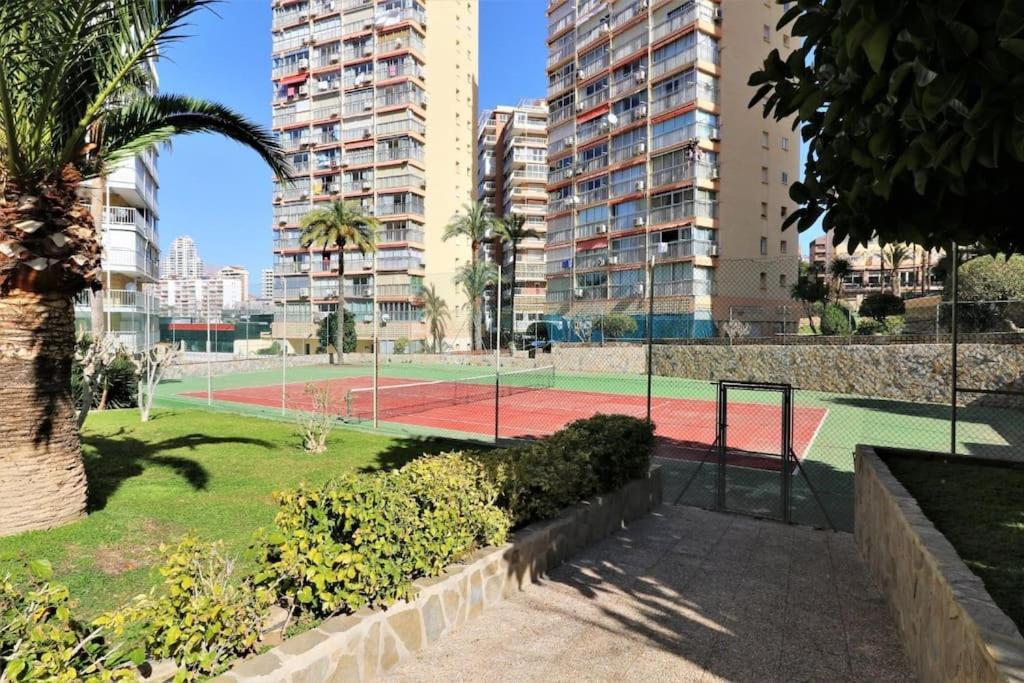 Luxurious 2-bedroom With Stunning Views, 1st Line On Levante Beach, Apartamento Benidorm