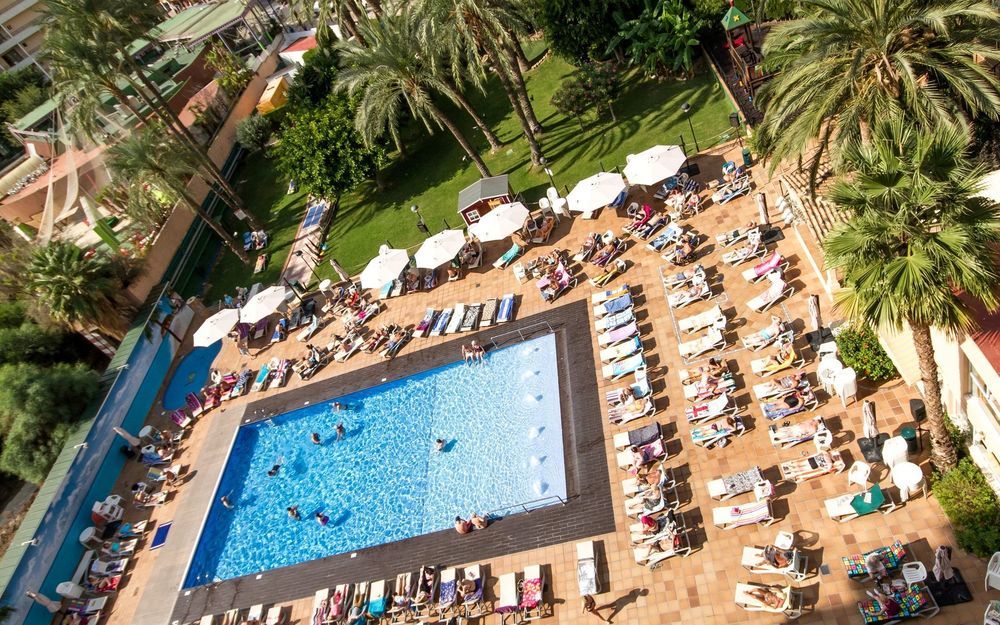 Helios Hotel 4*