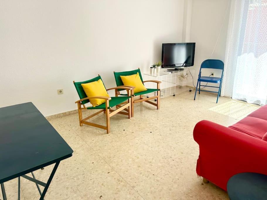 Apartamento Acogedor Piso 2° Linea De Playa! *