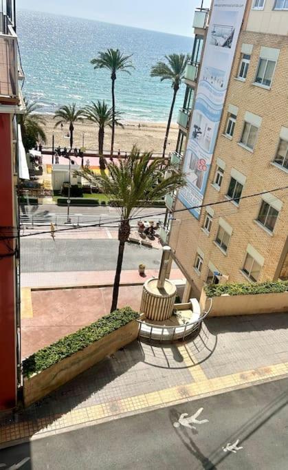 Apartamento Acogedor Piso 2° Linea De Playa! Benidorm