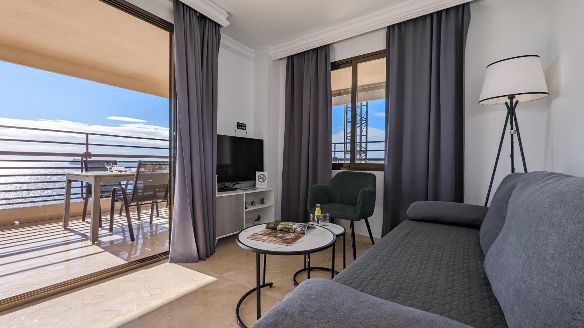 Arenas Sea Front Apartamento