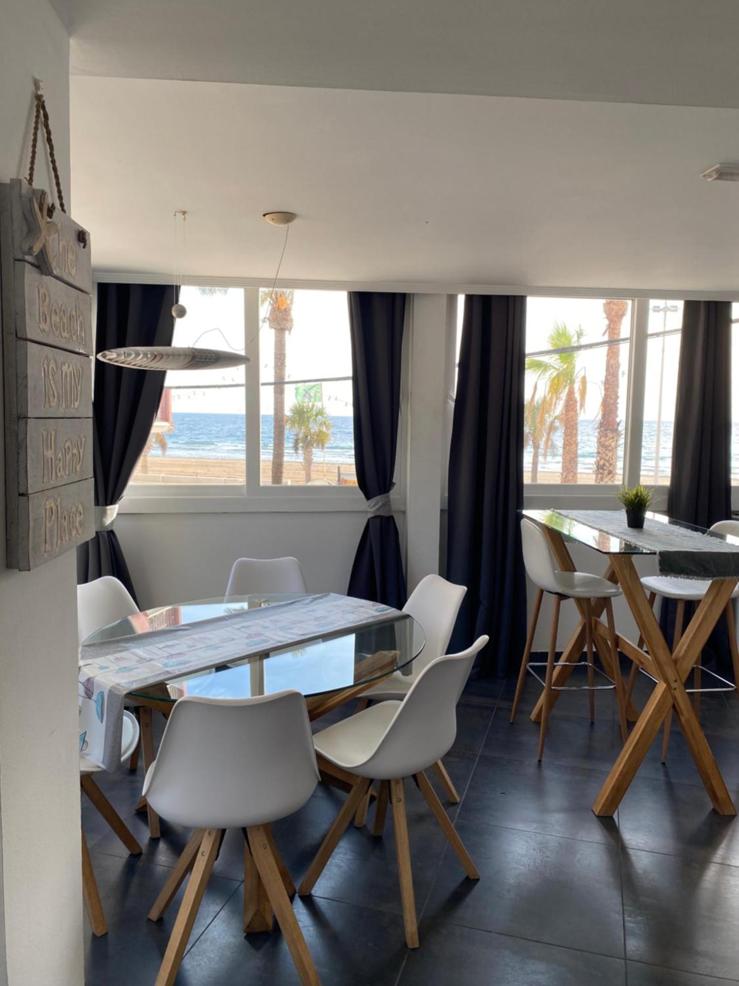 Frente Al Mar, Moderno Con Aire Acondicionado, Parking Y Free Wi-fi Apartamento Benidorm