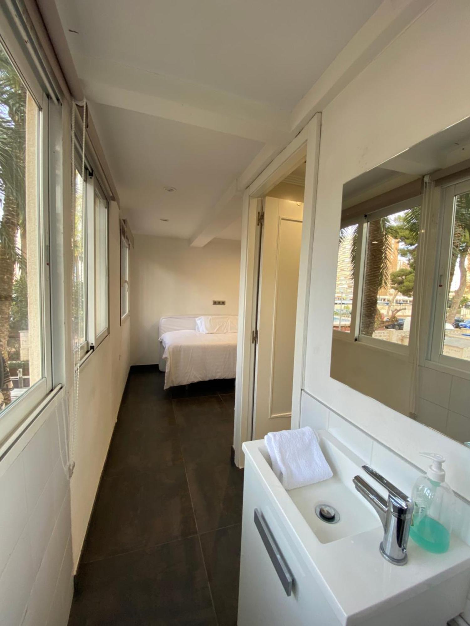 Frente Al Mar, Moderno Con Aire Acondicionado, Parking Y Free Wi-fi Apartamento *