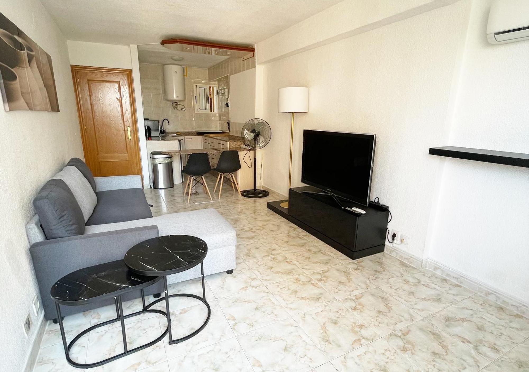 Wunderschoenes Fuer 4 Gaeste Mit Pool & Klima, Lage In Strandnaehe Apartamento