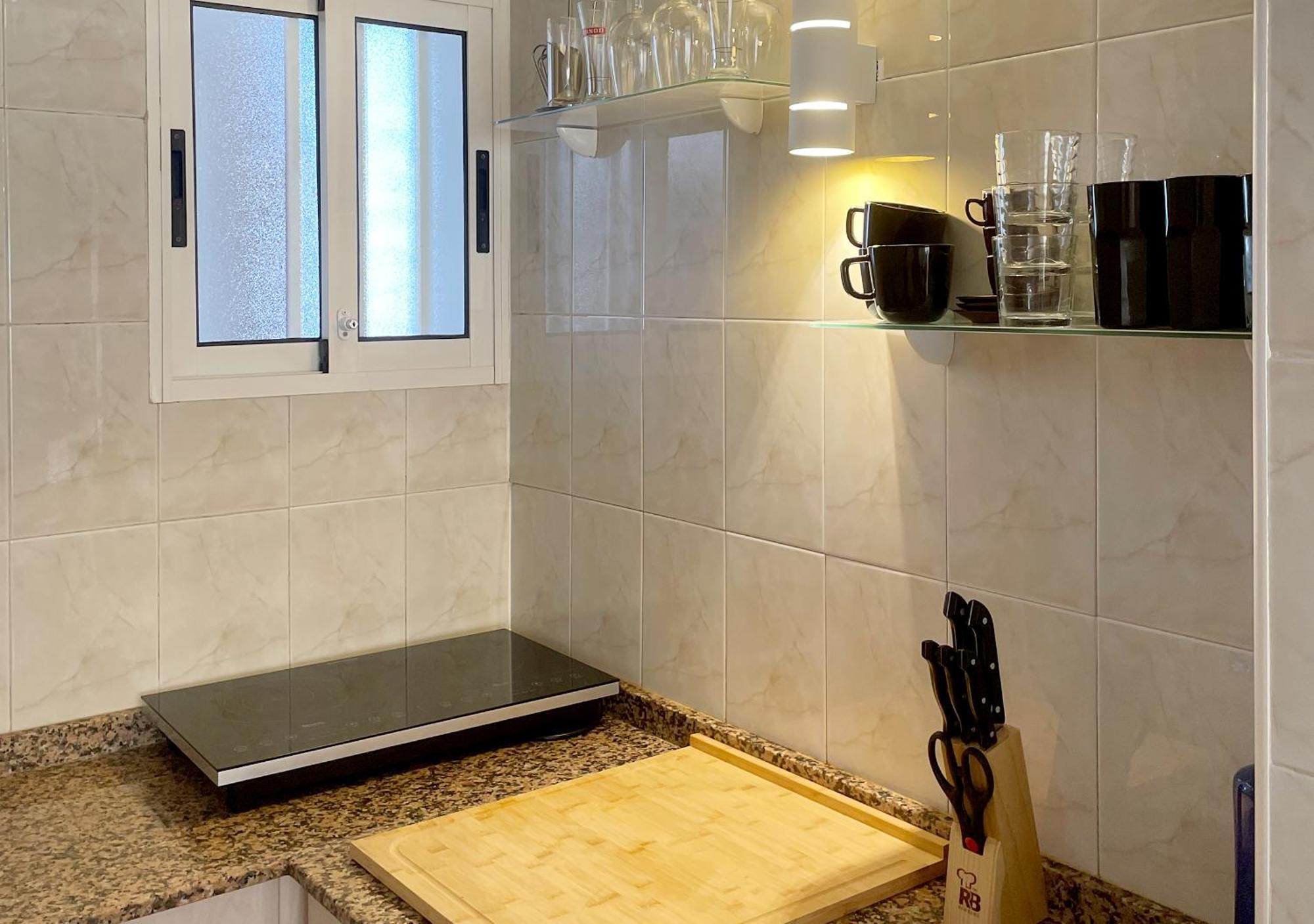 Wunderschoenes Fuer 4 Gaeste Mit Pool & Klima, Lage In Strandnaehe Apartamento