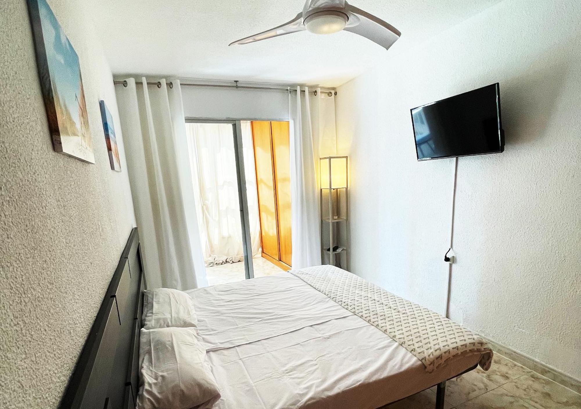 Apartamento Wunderschoenes Fuer 4 Gaeste Mit Pool & Klima, Lage In Strandnaehe *
