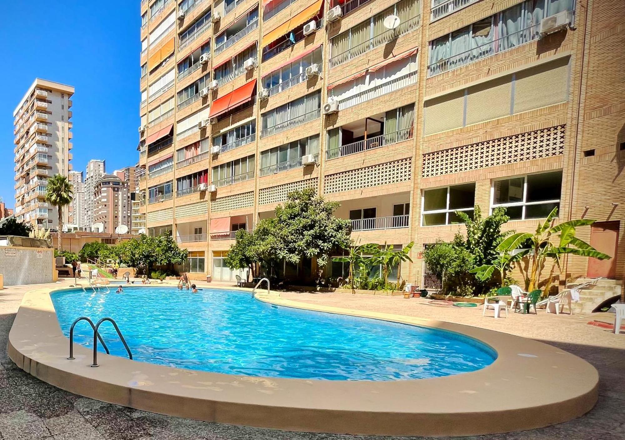 Wunderschoenes Fuer 4 Gaeste Mit Pool & Klima, Lage In Strandnaehe *
