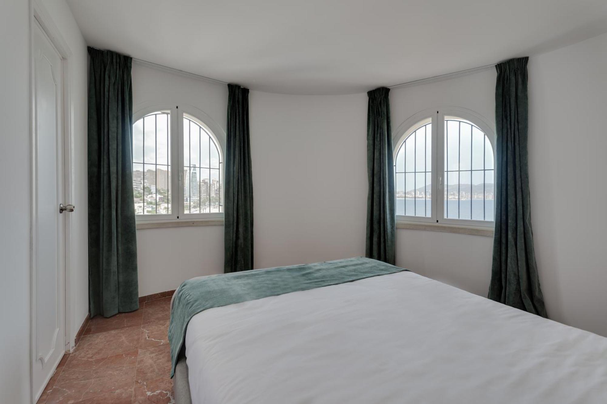 Julieta Y Romeo By Bookirentals Villa Benidorm