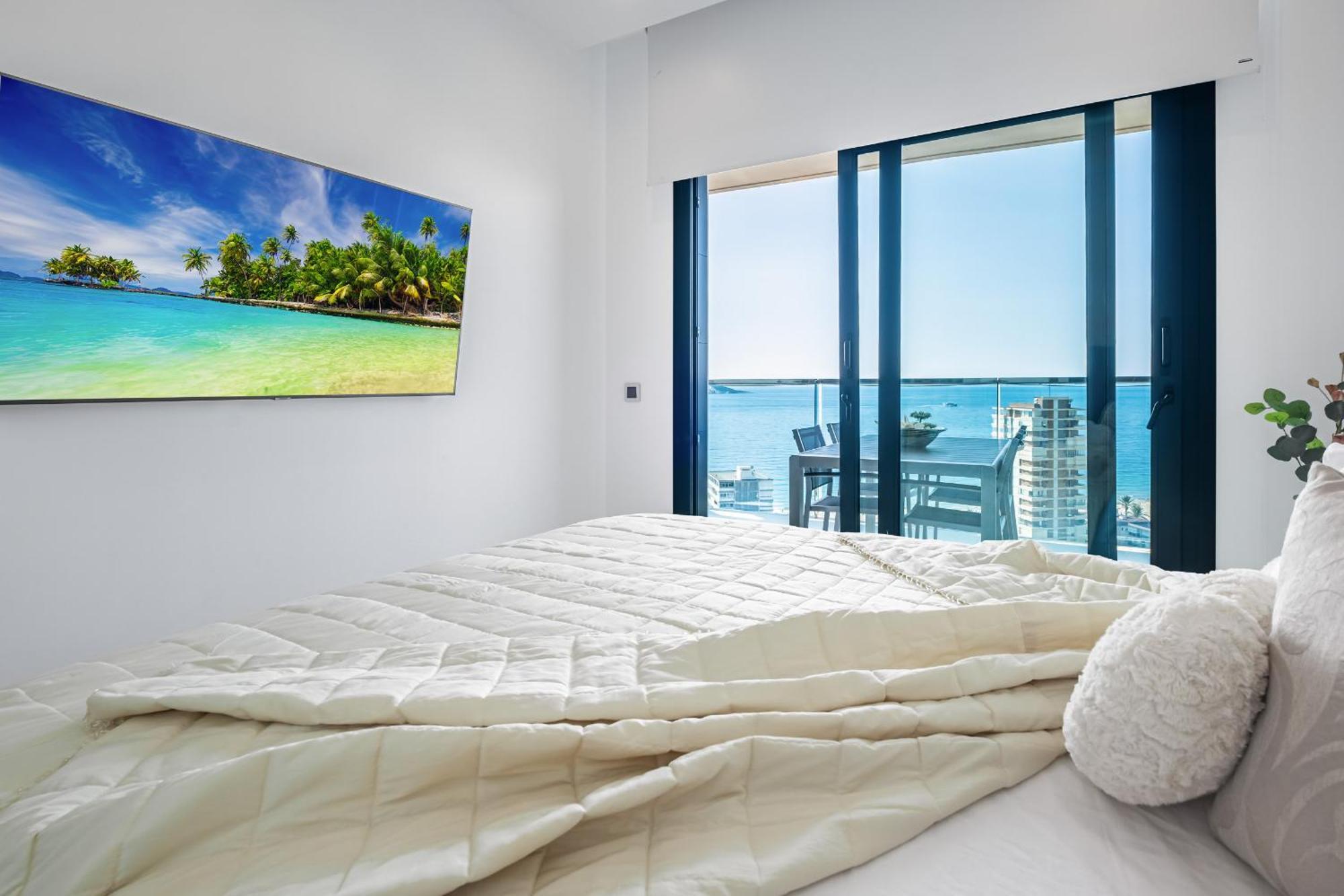 Sunset Drive 9-18 Poniente * Benidorm