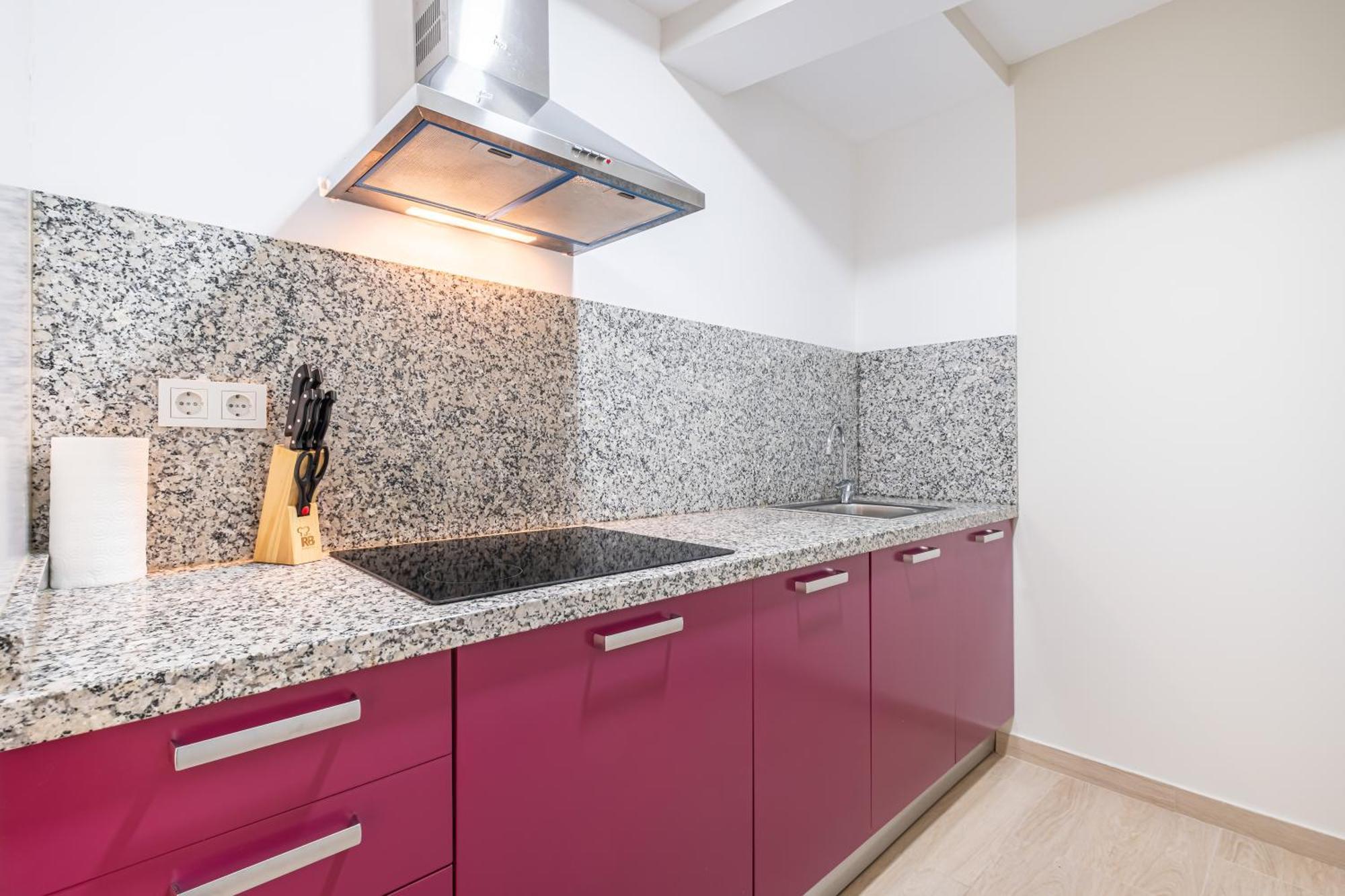 Apartahotel La Rosita Old Town Benidorm