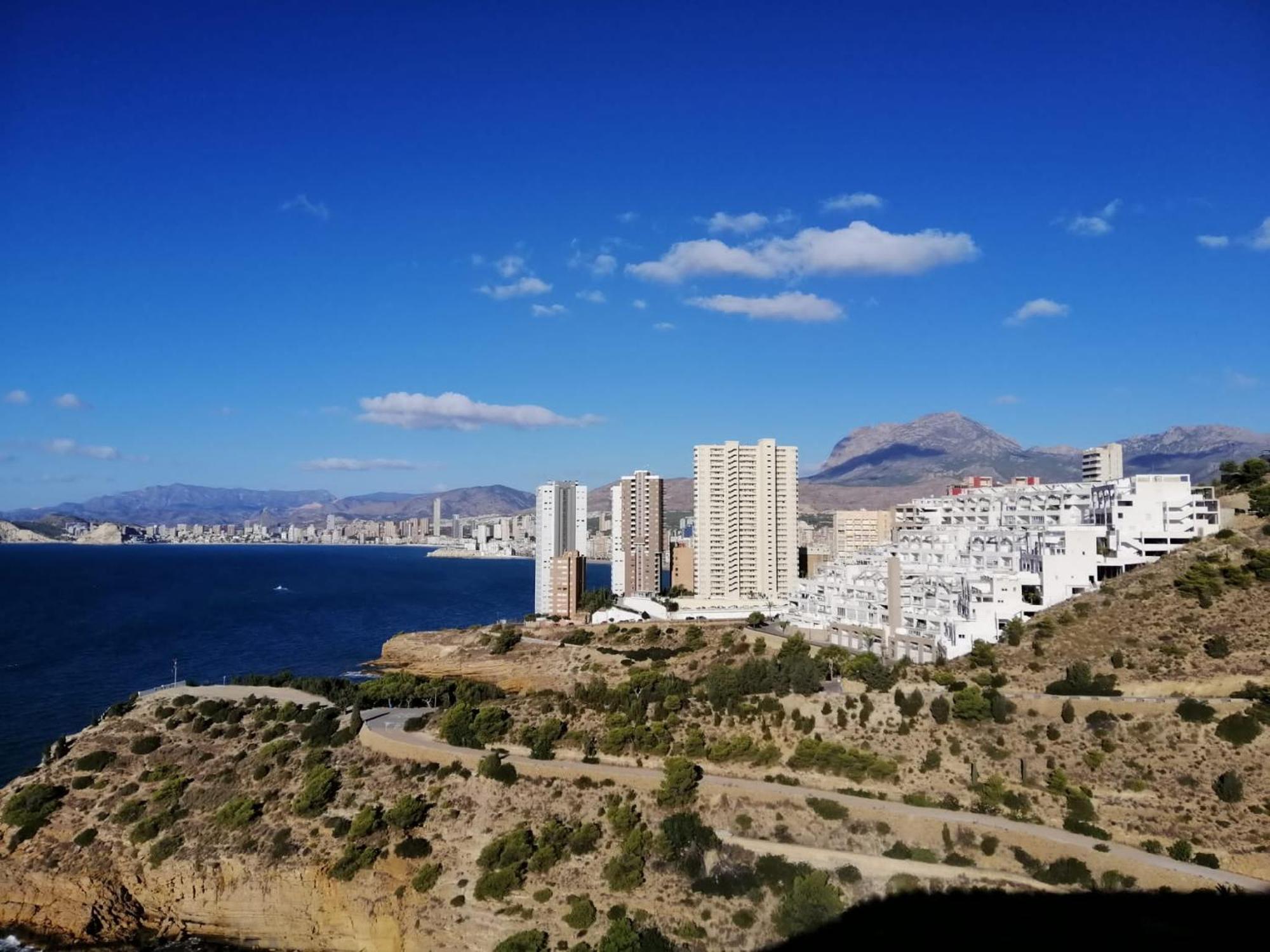 Apartamento House -sea View-roof Terrace-swimming Pool- Benidorm