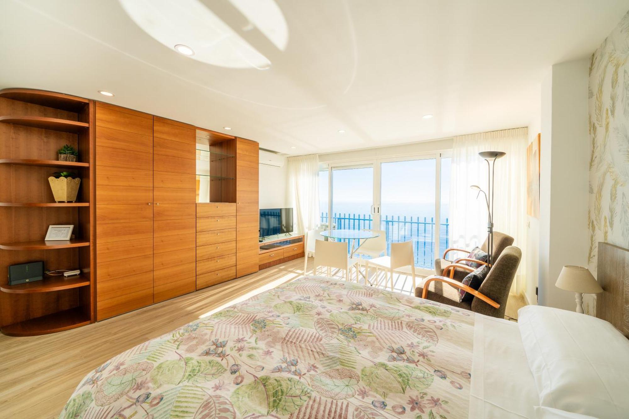 Apartamento Primera Línea Playa Levante Benidorm