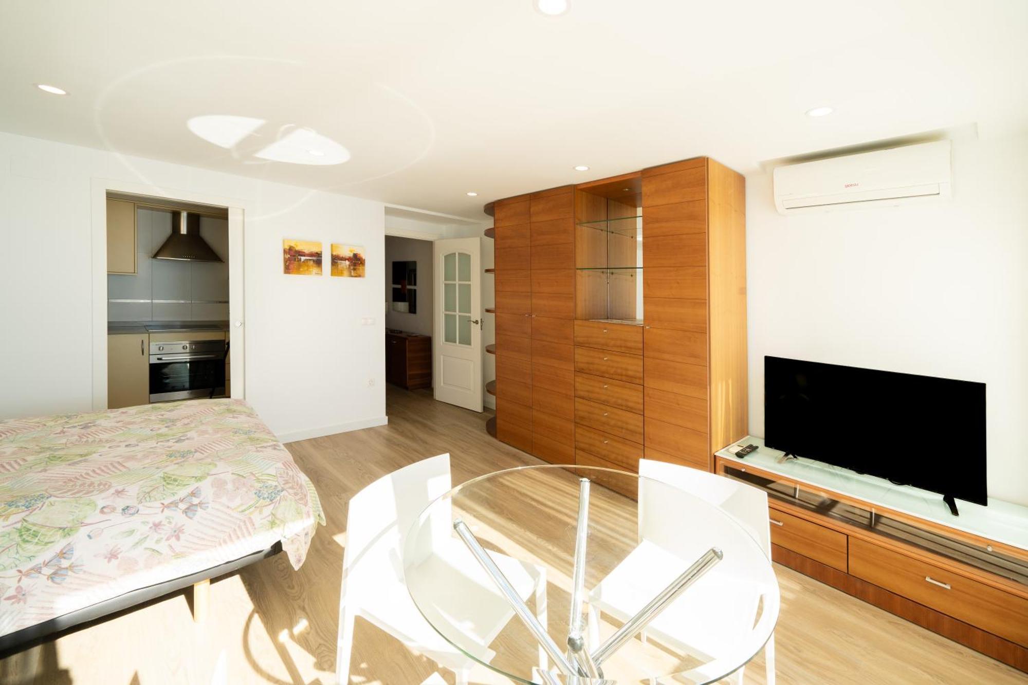 Primera Línea Playa Levante Apartamento *