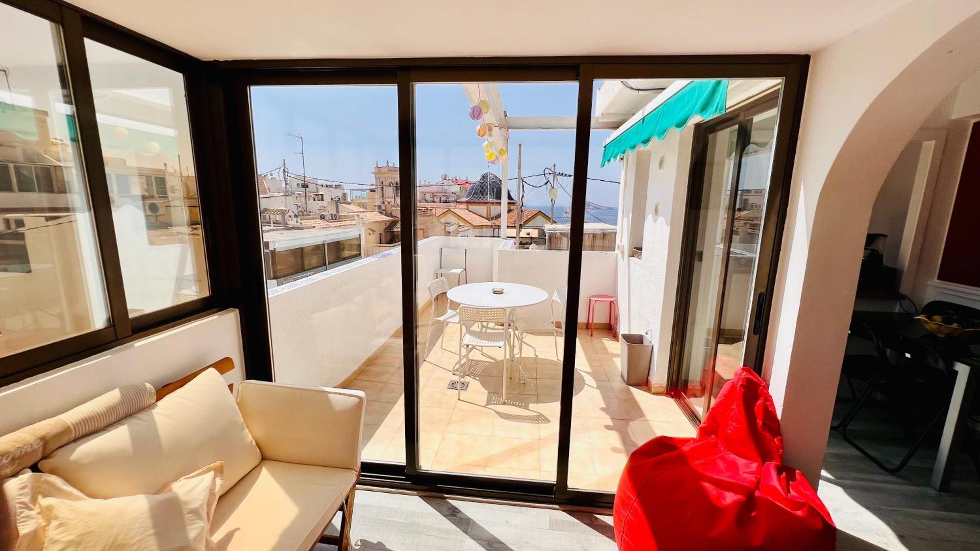Apartamento Atico Con Vistas En El Casco Antiguo De *