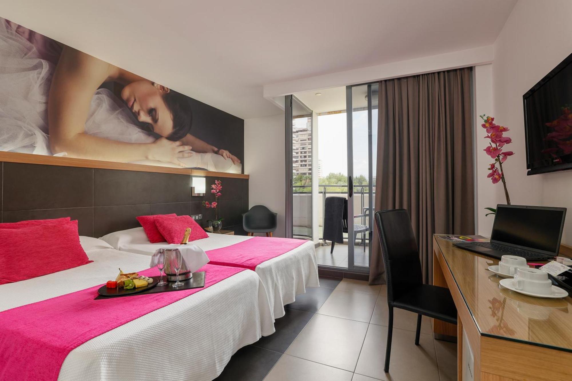 Flash - Recommended Adults Only 4 Sup Hotel 4*